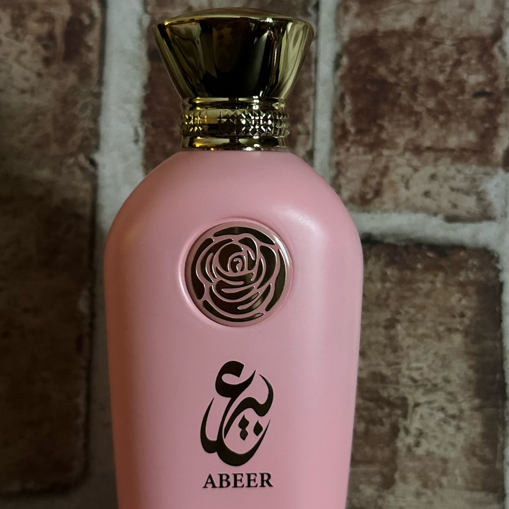 Abeer perfume by Riffs